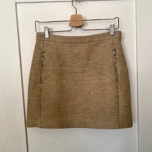Blush pink Sandro Paris mini skirt - Picture 2 of 5